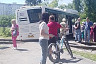 Появилось видео столкновения автобуса с деревом в Саратове